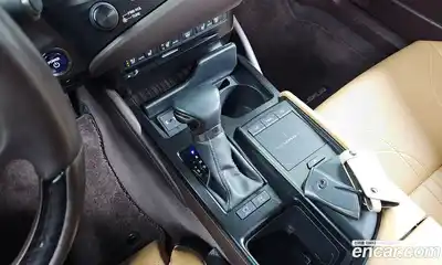 Lexus ES 2020 2.5 гидро в Москве № 168079, миниатюра 9