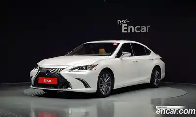 Lexus ES, 2018