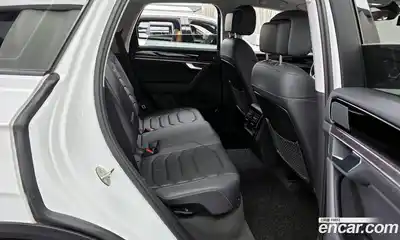 Volkswagen Touareg 2023 3.0 гидро в Москве № 168568, миниатюра 12