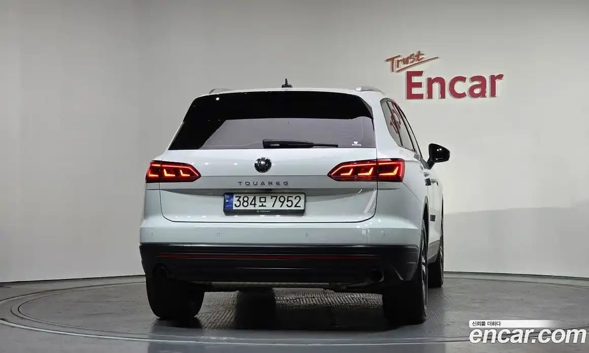 Volkswagen Touareg 2023 3.0 гидро в Москве № 168568, фото 4