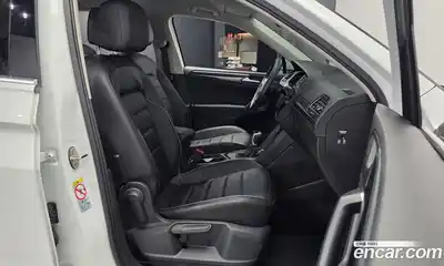 Volkswagen Tiguan 2024 2.0 гидро в Москве № 168605, миниатюра 11