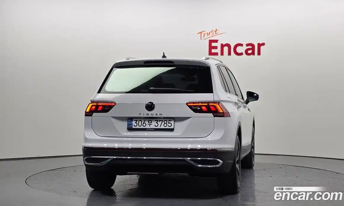Volkswagen Tiguan 2024 2.0 гидро в Москве № 168605, фото 4