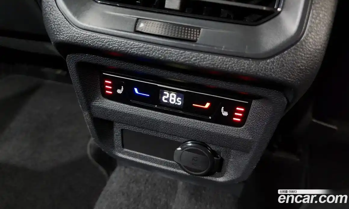 Volkswagen Tiguan 2022 2.0 гидро в Москве № 168703, фото 18