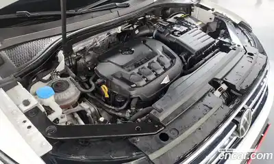 Volkswagen Tiguan 2022 2.0 гидро в Москве № 168703, миниатюра 6