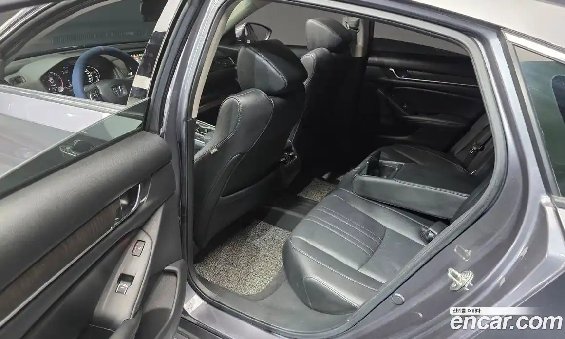 Honda Accord 2019 1.5 гидро в Москве № 170495, фото 11