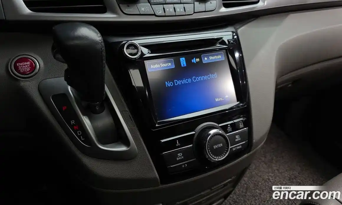 Honda Odyssey 2015 3.5 гидро в Москве № 170604, фото 9