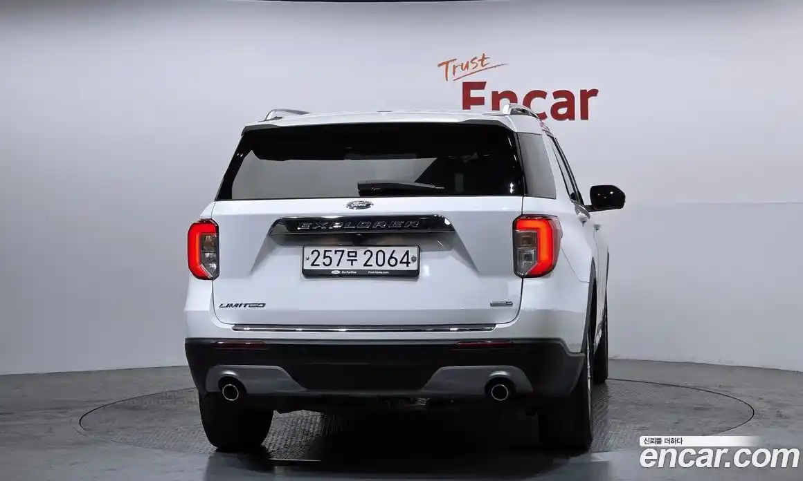 Ford Explorer 2019 2.3 гидро в Москве № 170888, фото 4