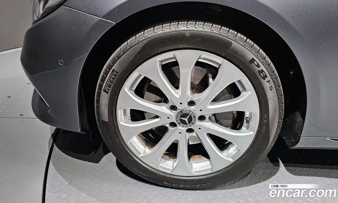 Mercedes-Benz E-Class 2017 2.0 гидро, фото 5