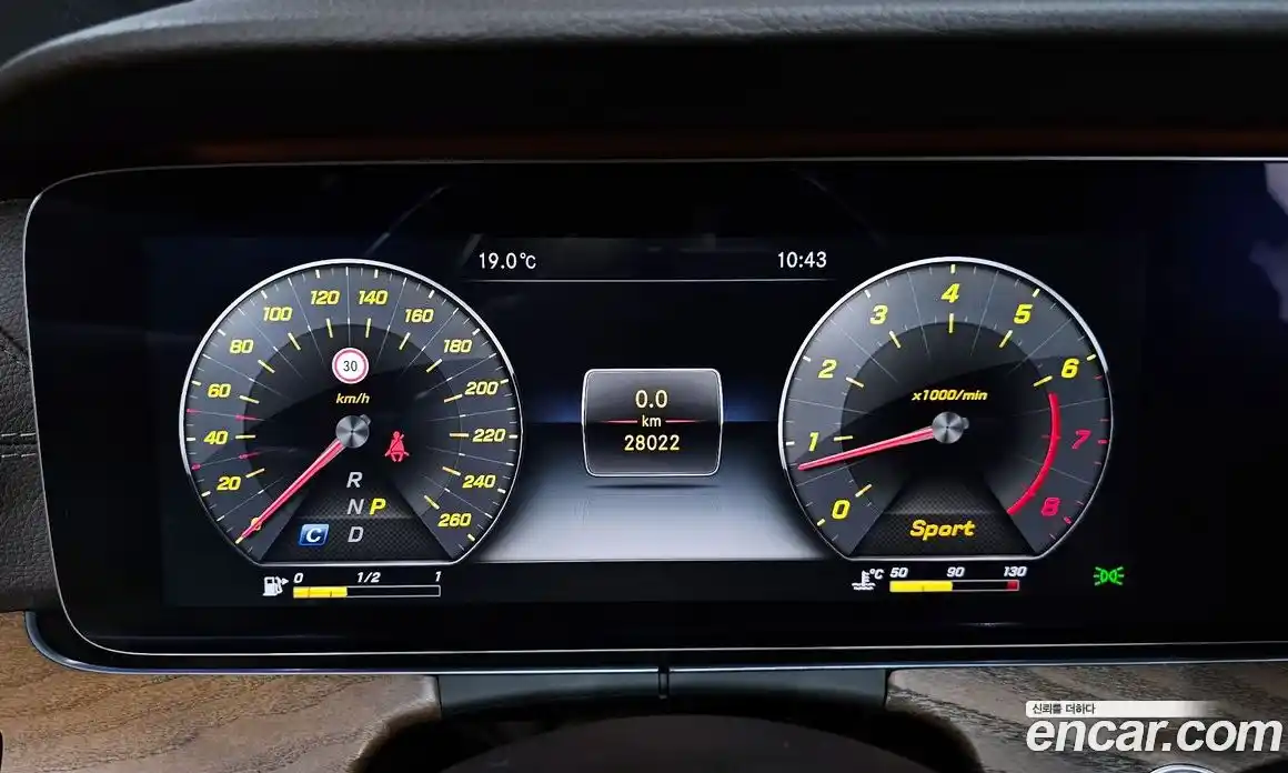 Mercedes-Benz E-Class 2017 2.0 гидро, фото 8