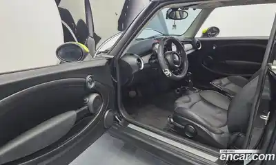 Mini Cooper 2013 1.6 гидро в Москве № 190323, миниатюра 11