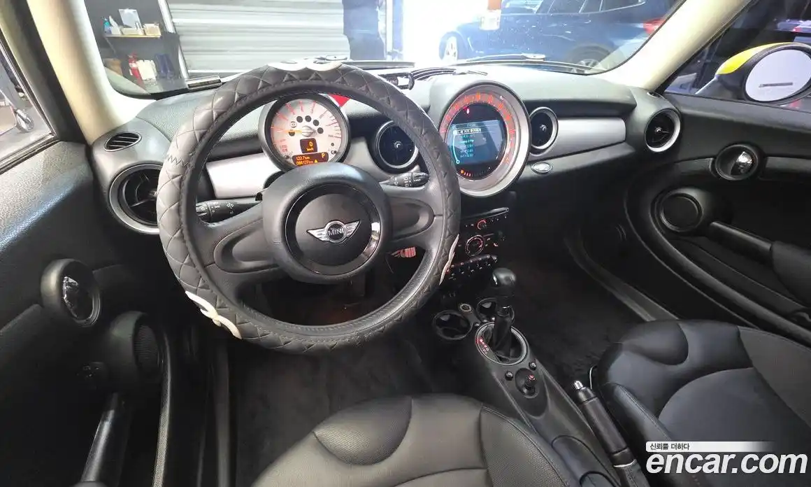 Mini Cooper 2013 1.6 гидро в Москве № 190323, фото 7