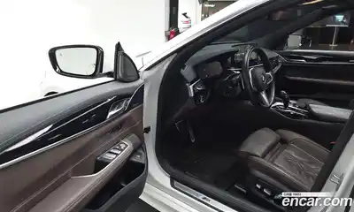 BMW 6-Series 2024 3.0 гидро в Москве № 190629, миниатюра 11