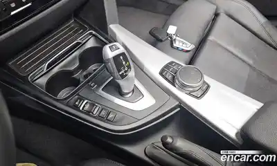 BMW 3-Series 2020 2.0 Автомат в Москве № 193143, миниатюра 9