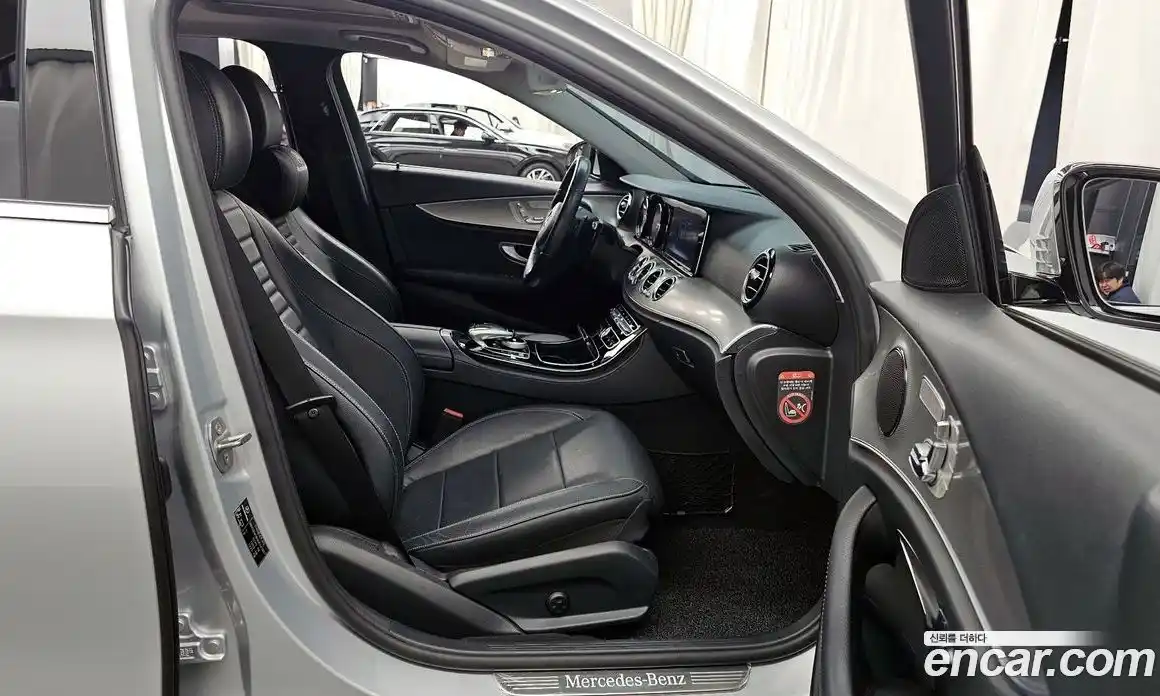 Mercedes-Benz E-Class 2017 2.0 Автомат в Москве № 195171, фото 11