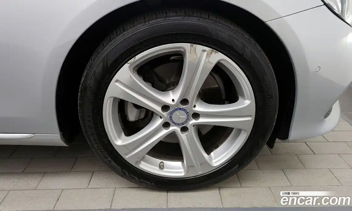 Mercedes-Benz E-Class 2017 2.0 Автомат в Москве № 195171, фото 5