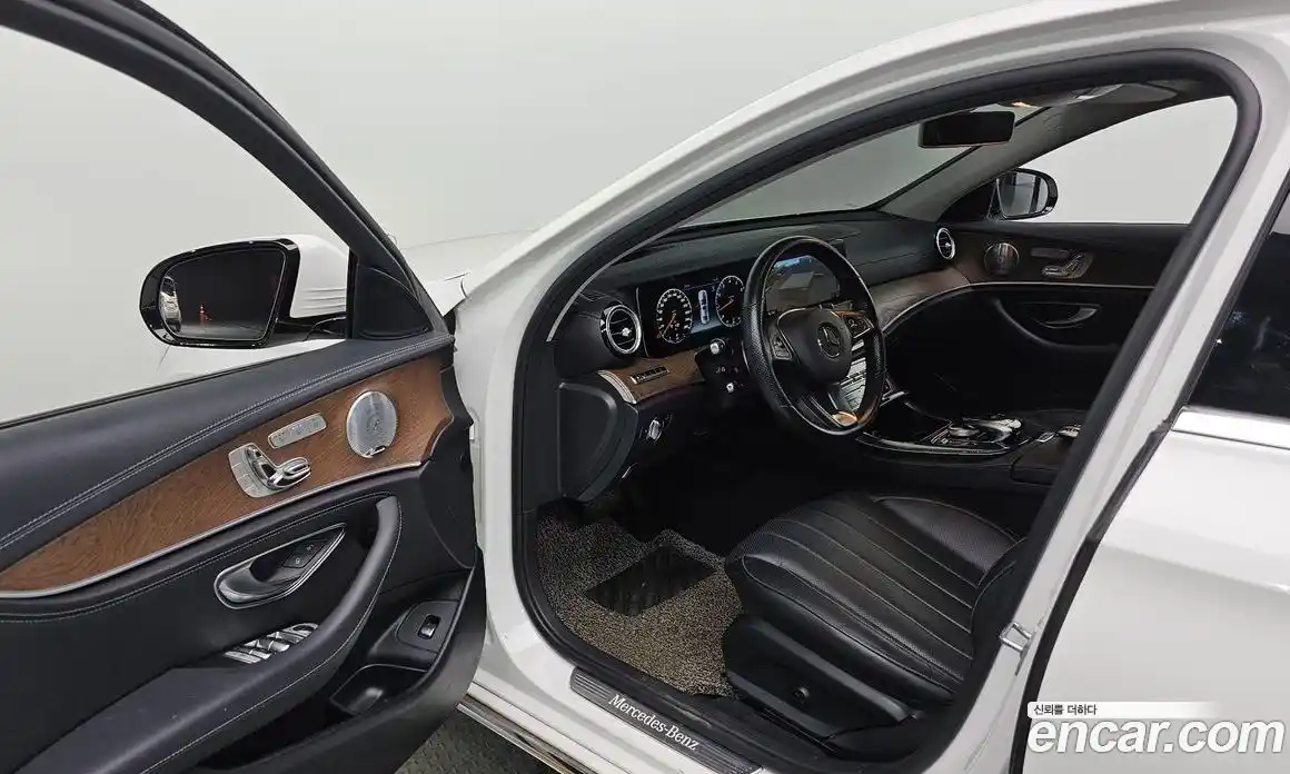 Mercedes-Benz E-Class 2018 2.0 гидро, фото 10