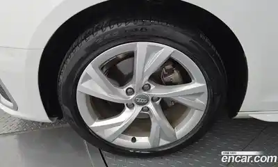 Audi A4 2021 2.0 гидро в Москве № 196007, миниатюра 5