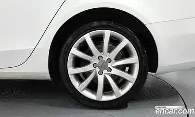 Audi A4 2015 2.0 гидро в Москве № 196560, миниатюра 5