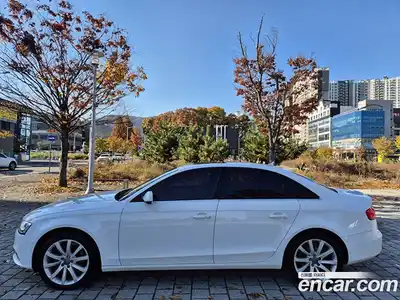 Audi A4 2015 2.0 вариатор в Москве № 196861, миниатюра 4