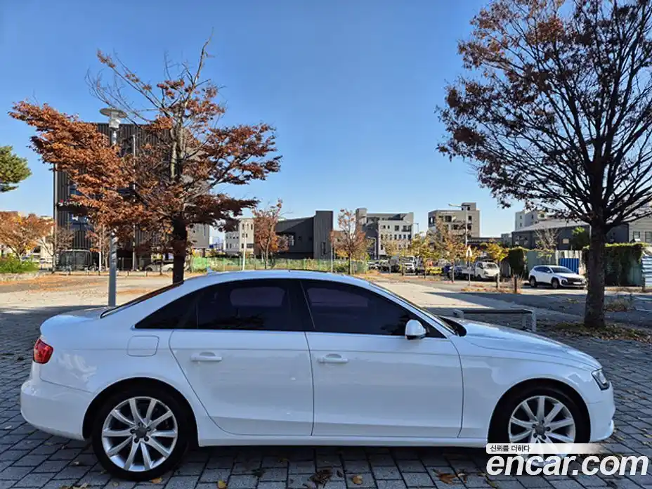 Audi A4 2015 2.0 вариатор в Москве № 196861, фото 8