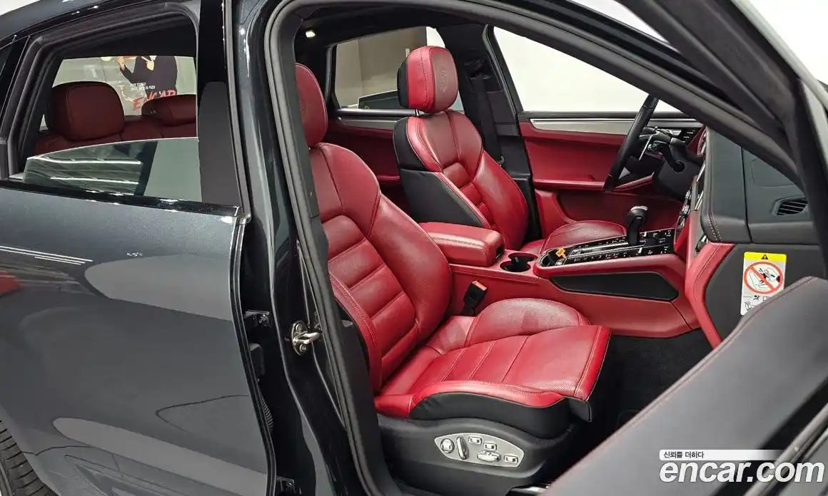 Porsche Macan 2023 2.9 гидро в Москве № 197272, фото 11