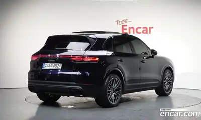 Porsche Cayenne, 2022