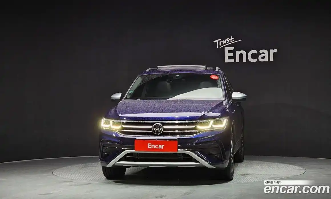 Volkswagen Tiguan 2023 2.0 гидро в Москве № 198990, фото 3