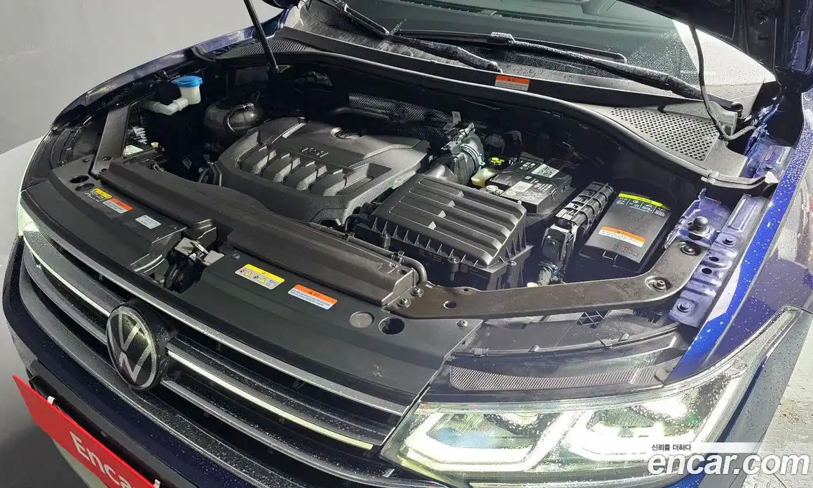 Volkswagen Tiguan 2023 2.0 гидро в Москве № 198990, фото 6