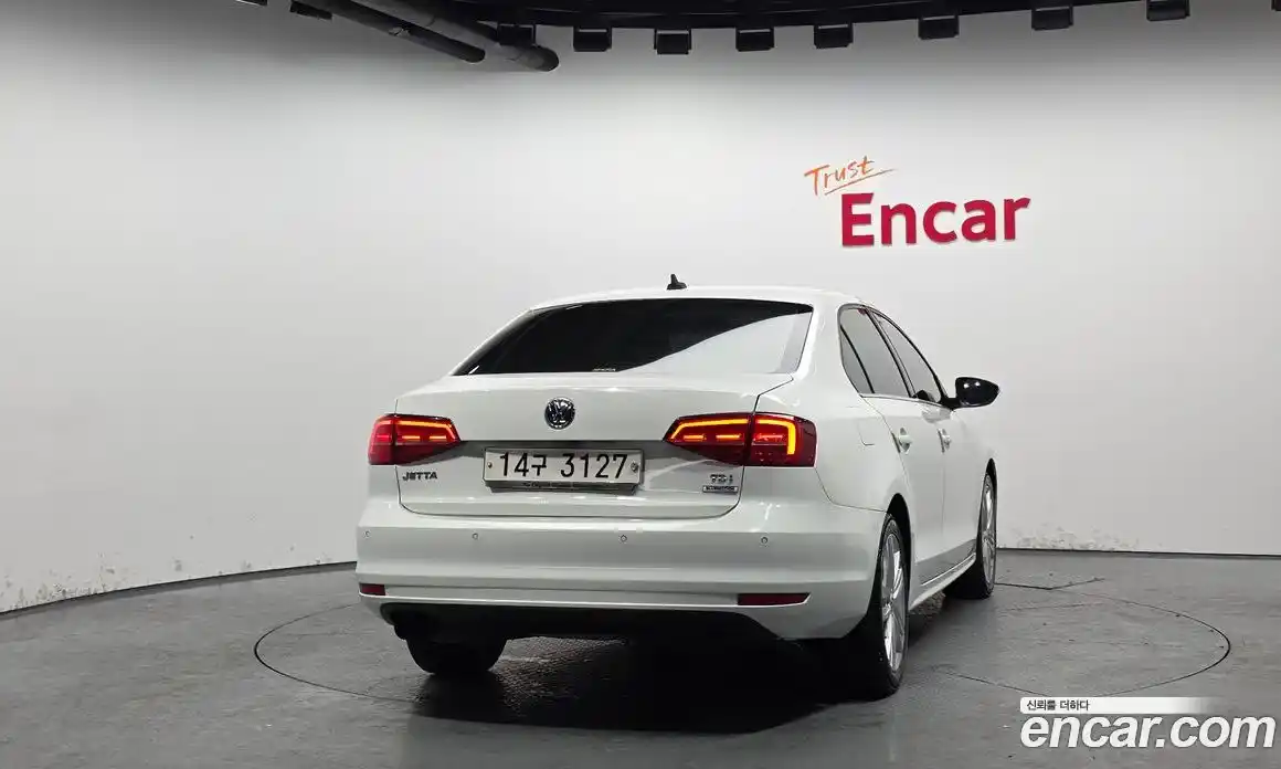 Volkswagen Jetta 2015 2.0 гидро в Москве № 199259, фото 4