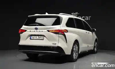 Toyota Sienna 2021 2.5 гидро в Москве № 199658, миниатюра 2