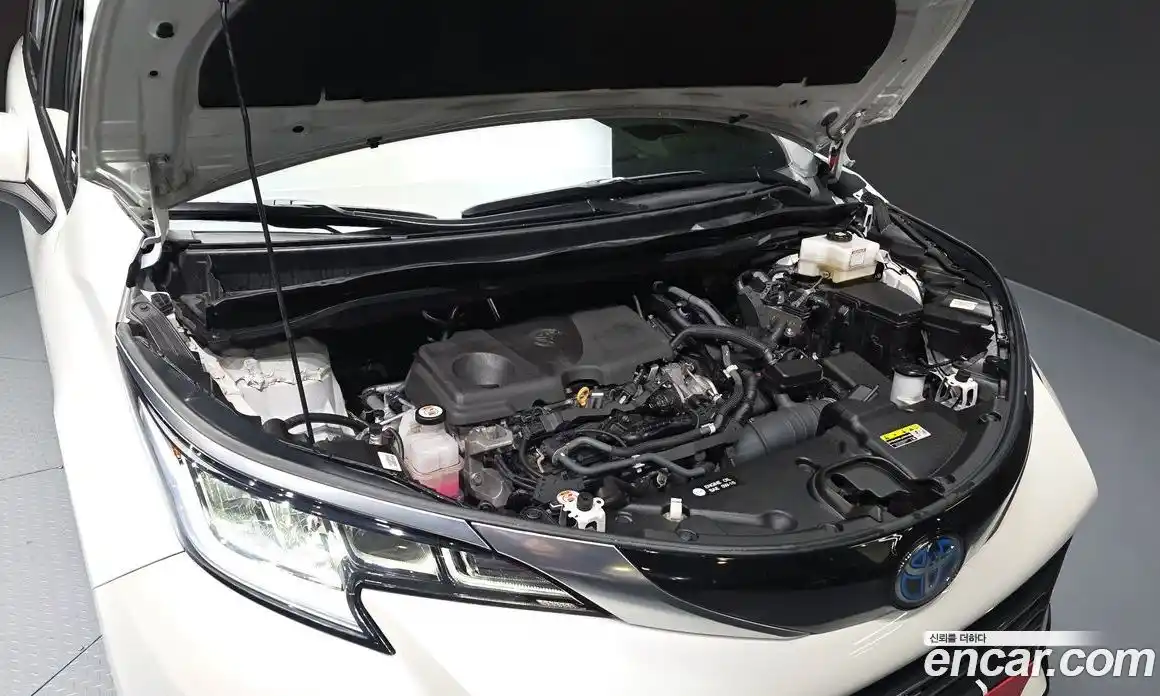 Toyota Sienna 2021 2.5 гидро в Москве № 199658, фото 6