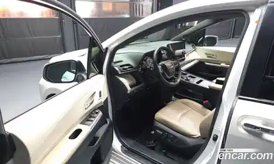 Toyota Sienna 2021 2.5 гидро в Москве № 199658, миниатюра 10