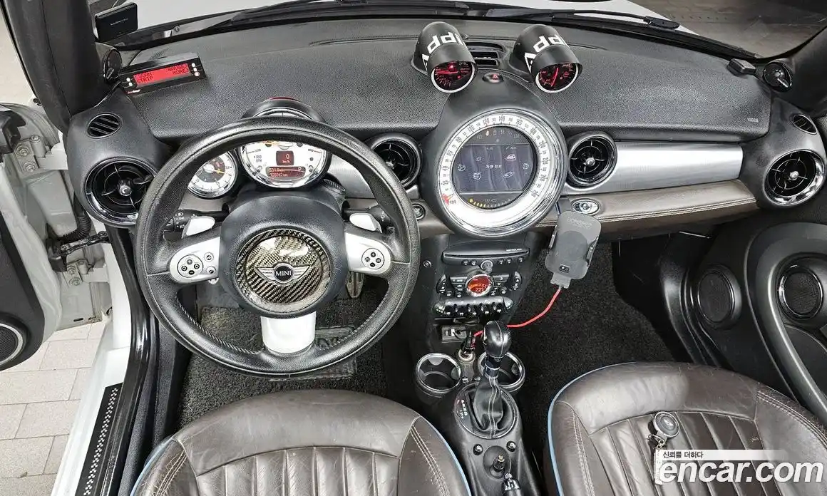 Mini Cooper Convertible 2013 1.6 гидро в Москве № 199992, фото 7