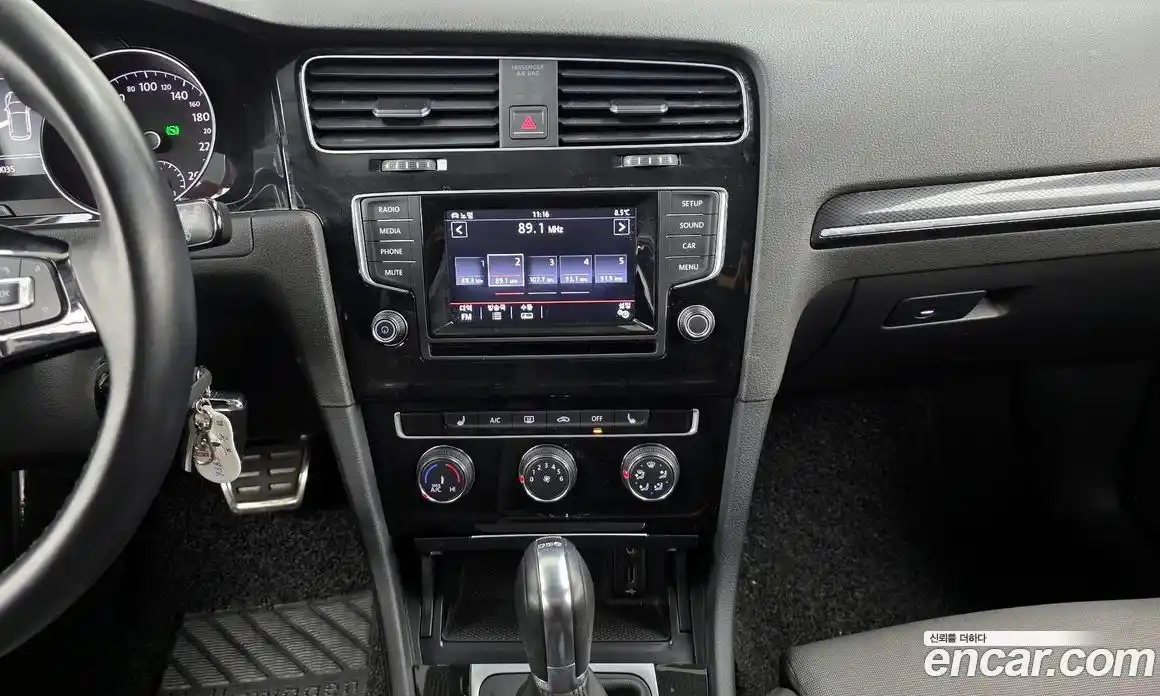 Volkswagen Golf 2013 1.6 гидро в Москве № 210147, фото 14