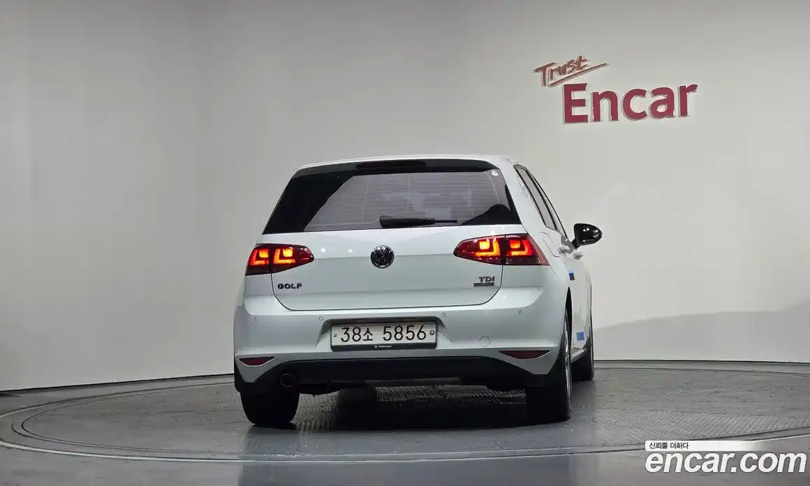 Volkswagen Golf 2013 1.6 гидро в Москве № 210147, фото 4