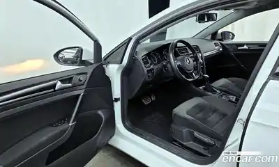 Volkswagen Golf 2013 1.6 гидро в Москве № 210147, миниатюра 10