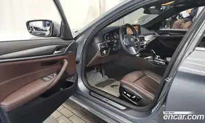 BMW 5-Series 2023 2.0 гидро в Москве № 211587, миниатюра 10