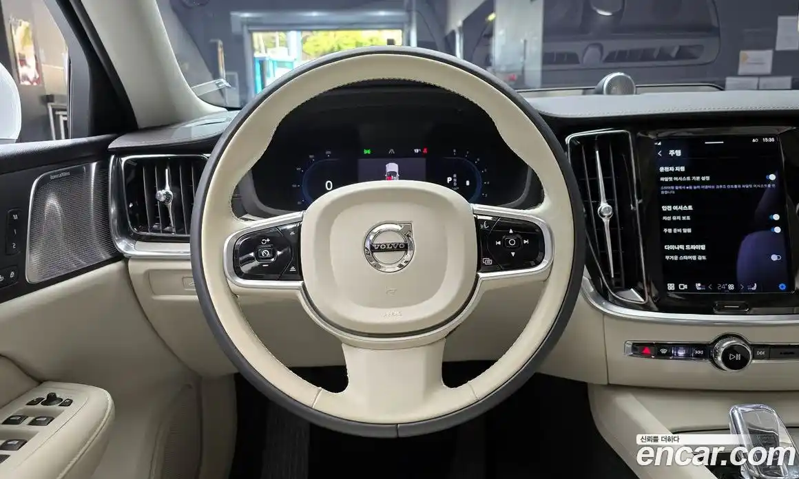 Volvo S60 2023 2.0 гидро в Москве № 212795, фото 13
