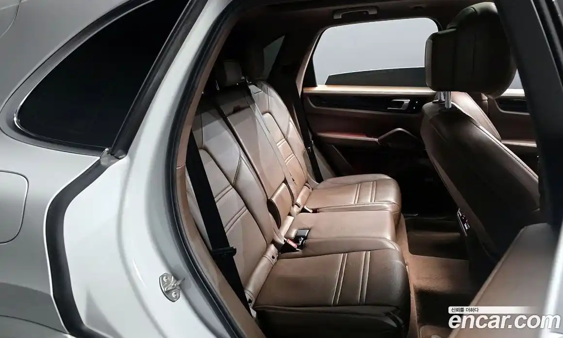 Porsche Cayenne 2021 3.0 гидро в Москве № 213162, фото 12