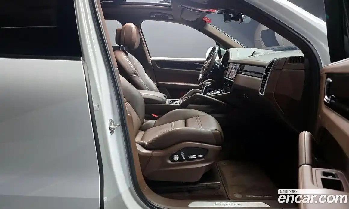 Porsche Cayenne 2021 3.0 гидро в Москве № 213162, фото 10