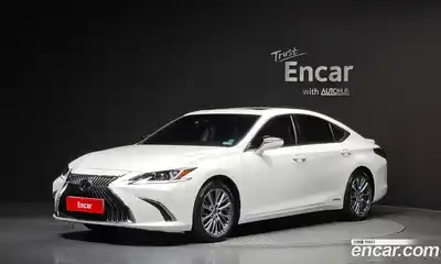Lexus ES, 2018