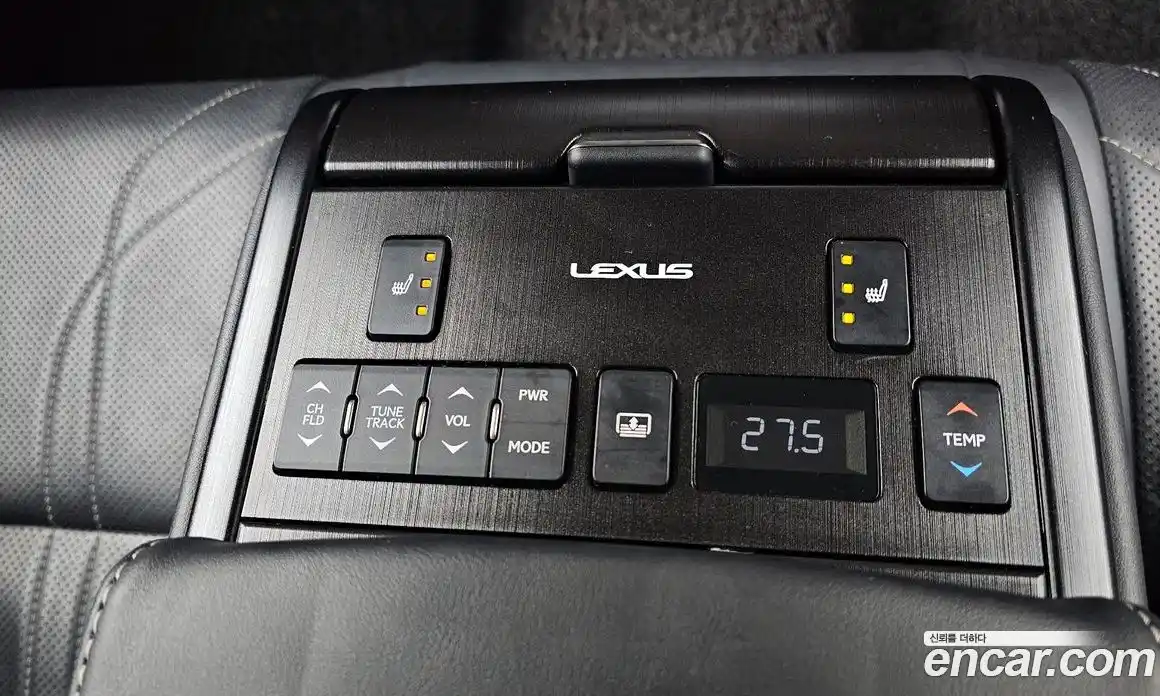 Lexus ES 2018 2.5 гидро в Москве № 214646, фото 18