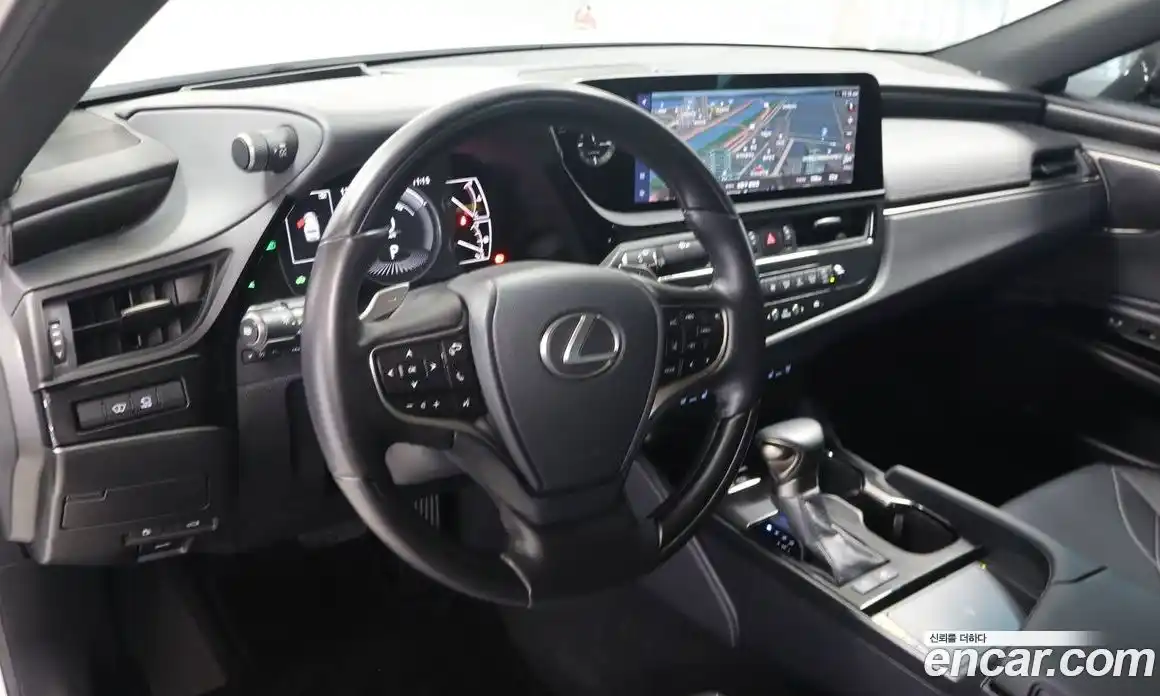 Lexus ES 2025 2.5 вариатор в Москве № 214774, фото 15