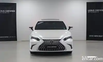 Lexus ES 2025 2.5 вариатор в Москве № 214774, миниатюра 3