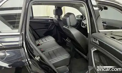 Volkswagen Tiguan 2022 2.0 гидро в Москве № 215182, миниатюра 12