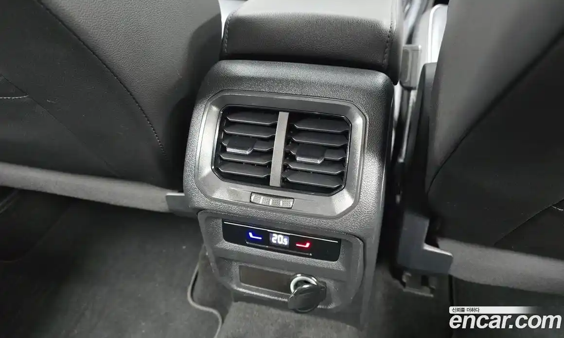Volkswagen Tiguan 2022 2.0 гидро в Москве № 215182, фото 19