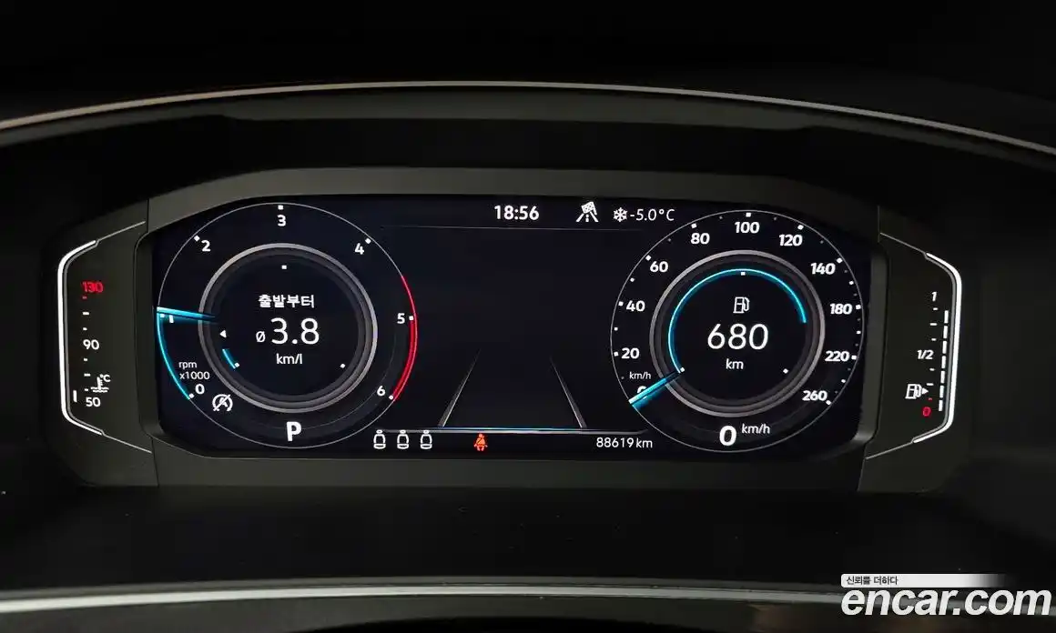 Volkswagen Tiguan 2022 2.0 гидро в Москве № 215182, фото 8