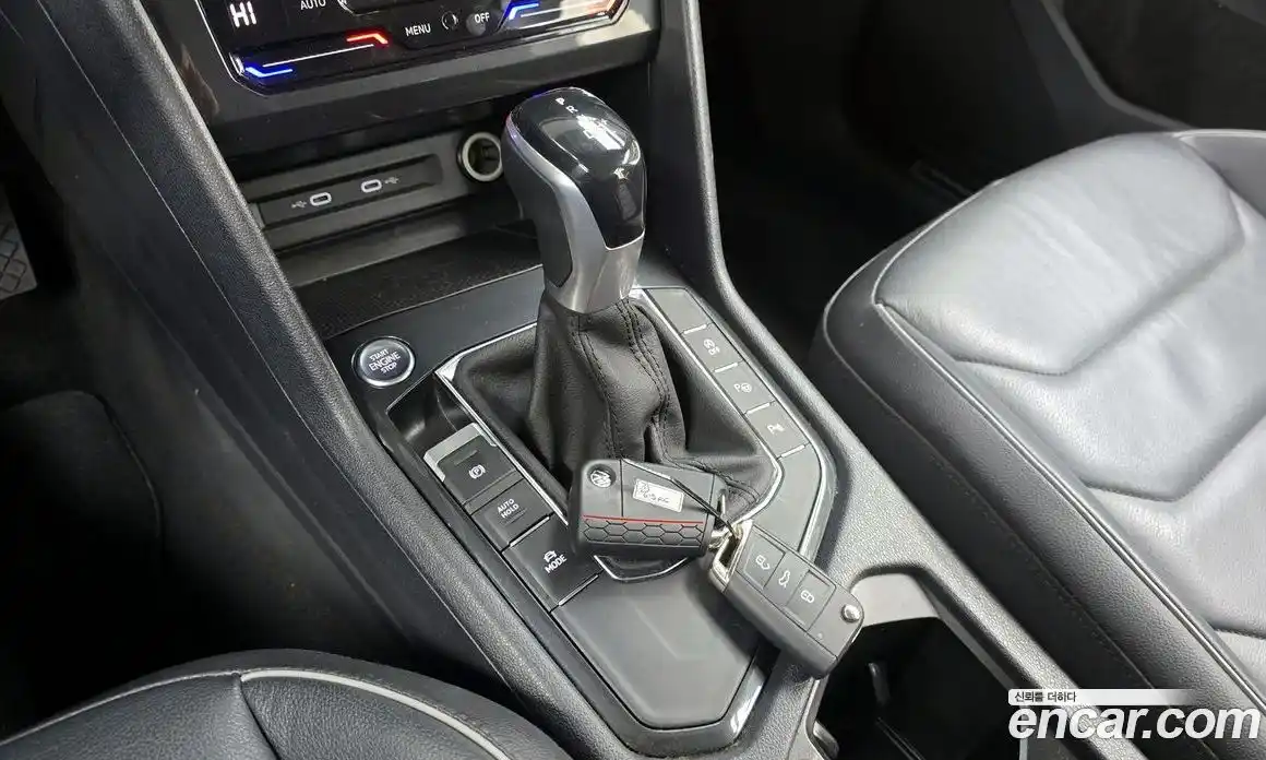 Volkswagen Tiguan 2022 2.0 гидро в Москве № 215182, фото 9