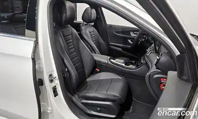 Mercedes-Benz E-Class 2022 2.0 гидро, миниатюра 12