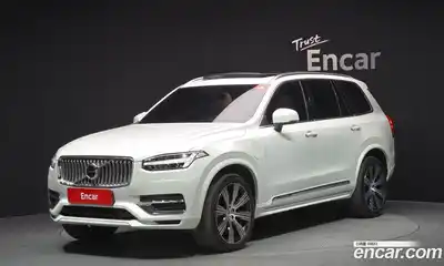 Volvo XC90, 2022